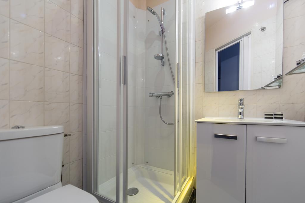 Hotel La Carpe D'Or Fontainebleau Habitación foto